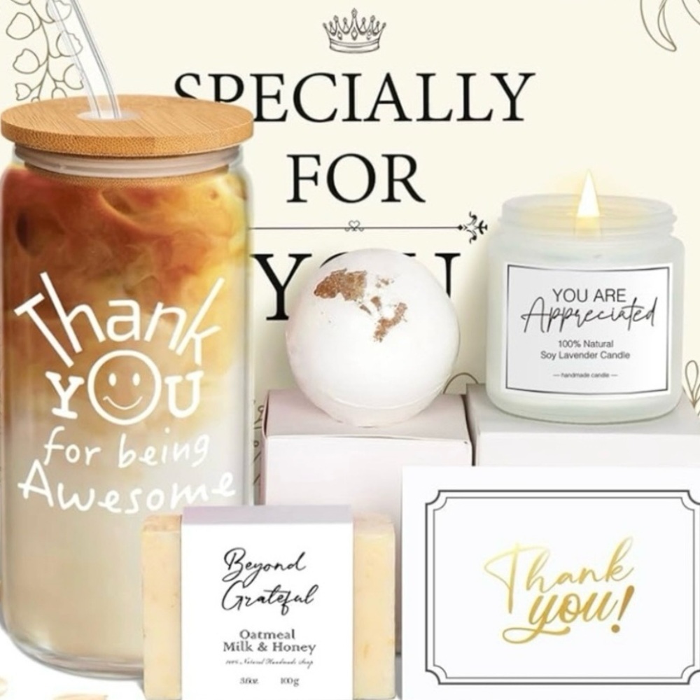 NWT- "Thank You" Deluxe Gift Box. Curated to convey appreciation and gratitude.